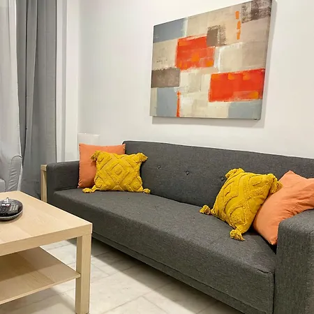 Puerta De Magdalena Apartment *